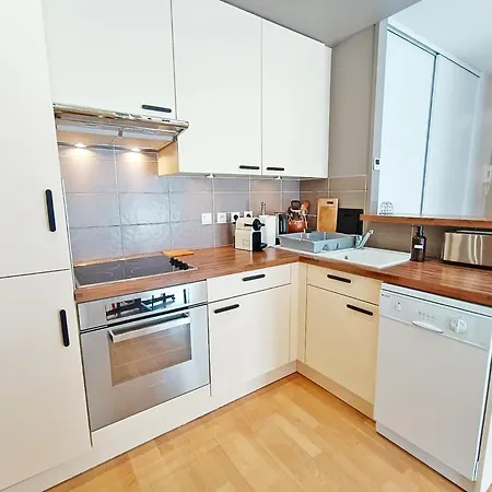 L'aquila, T4, Wi-fi, Parking, Cave, Balcon, Vue Montagne Apartment Bagneres-de-Luchon