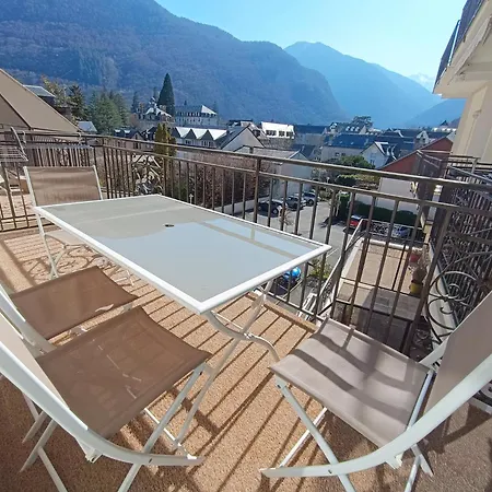L'aquila, T4, Wi-fi, Parking, Cave, Balcons, Vue Montagne, Ascenseur Bagnères-de-Luchon