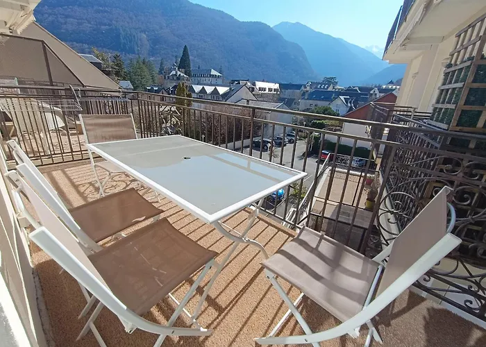 L'aquila, T4, Wi-fi, Parking, Cave, Balcon, Vue Montagne Bagneres-de-Luchon